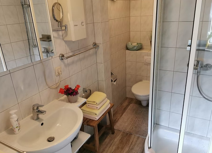 Ferienhaus Ansicht Bad